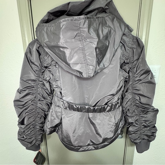 NWT — FREE PEOPLE FP Movement - Lift Love Jacket - Picture 9 of 16